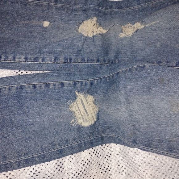 FRAME Distressed Blue Women's Jeans - Picture 3 of 4